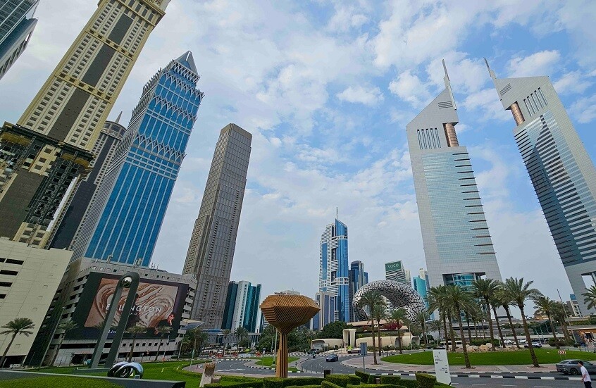 حكومة دبي تعلن عن تعرض الإمارة لهجوم وتؤكد أن الإنفجارات ناتجة عن اعتراضات ناجحة