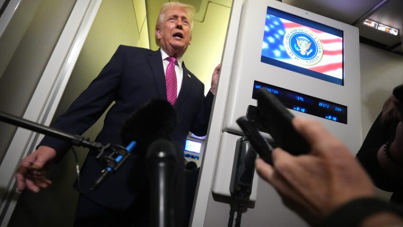 ترامب: إيران ستزود الولايات المتحدة بـ20 ناقلة نفط بدءا من الغد