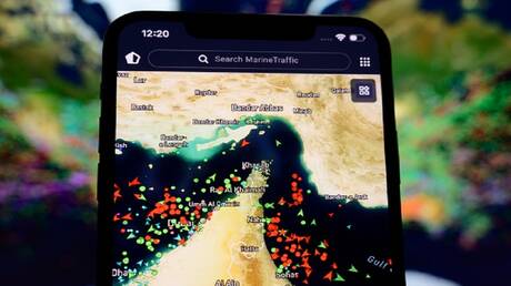 إيران تؤكد أن هرمز والخليج تحت سيطرتها الكاملة وتكشف عن مصدر أمر إغلاق المضيق (فيديو)