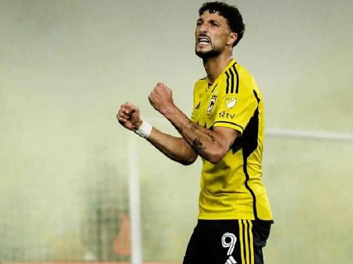 جدل كبير حول عودة وسام أبو علي للأهلي المصري