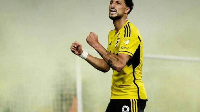 جدل كبير حول عودة وسام أبو علي للأهلي المصري