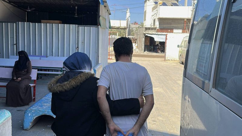 بن غفير يفتح زجاجة شامبانيا لـ”الاحتفال”.. الكنيست يصادق على قانون إعدام الأسرى الفلسطينيين (فيديو)