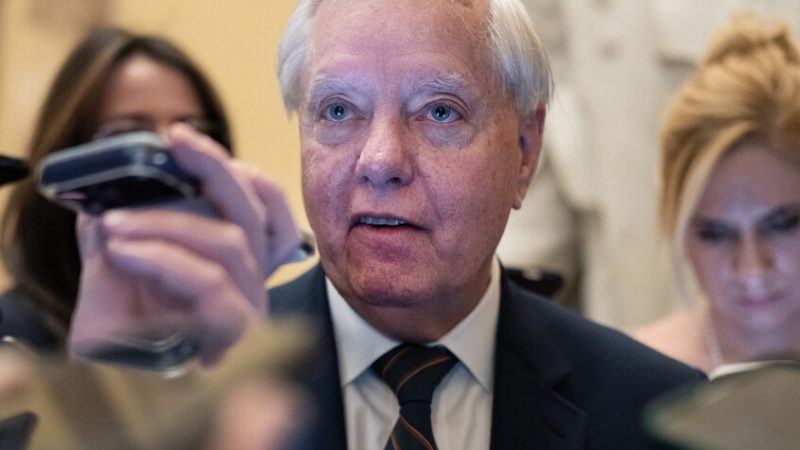 السيناتور ليندسي غراهام يتحدث عن الحرب في إيران والتطبيع بين إسرائيل والسعودية