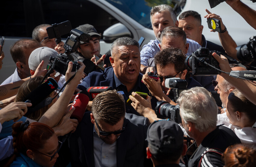 من الإنجازات إلى المحاكم.. رئيس الاتحاد الأرجنتيني في قلب فضيحة مالية