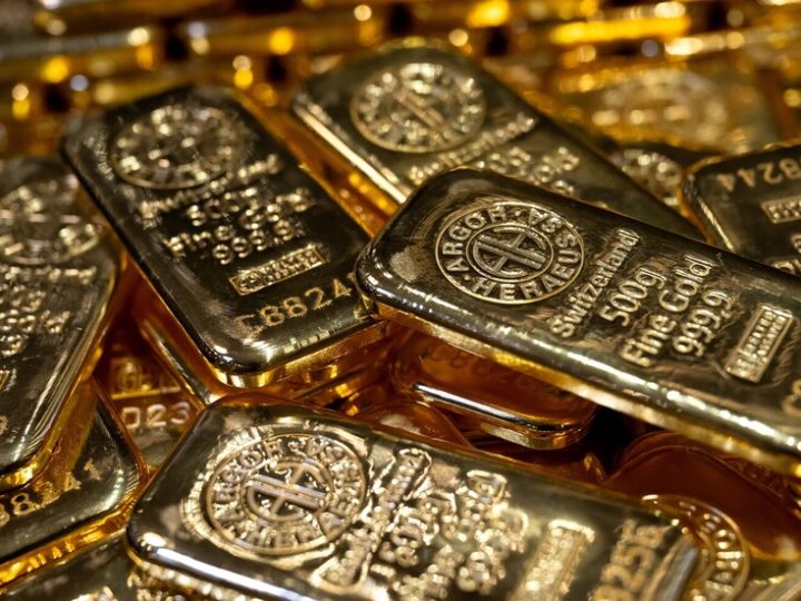 أداء ضعيف للذهب مع تغير توقعات السياسة النقدية الأمريكية