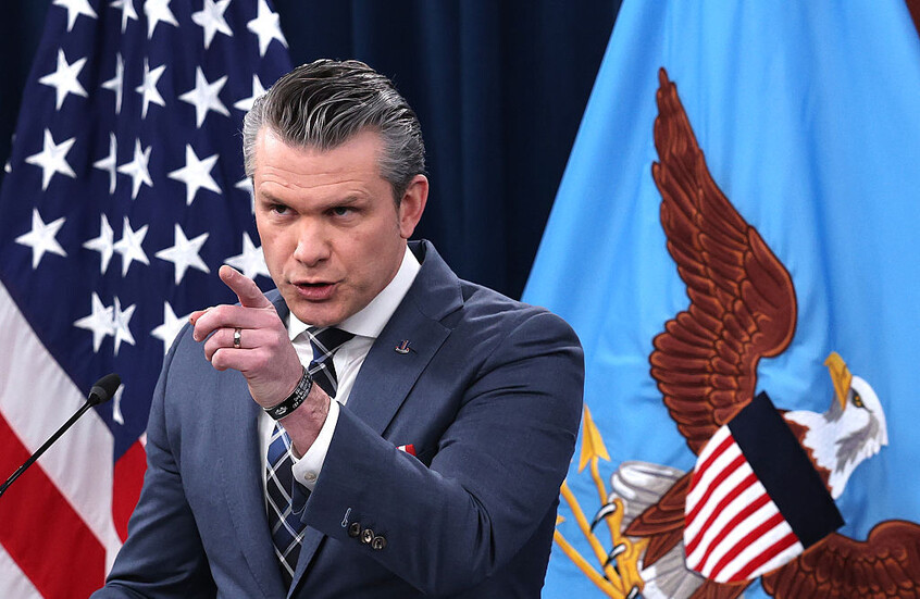 وزير الحرب الأمريكي: الأيام المقبلة في إيران ستكون حاسمة (فيديو)