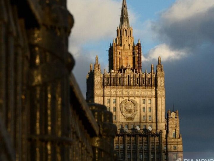 الخارجية الروسية: استفزاز كييف المتعلق بأنابيب “دروجبا” ليس صدفة