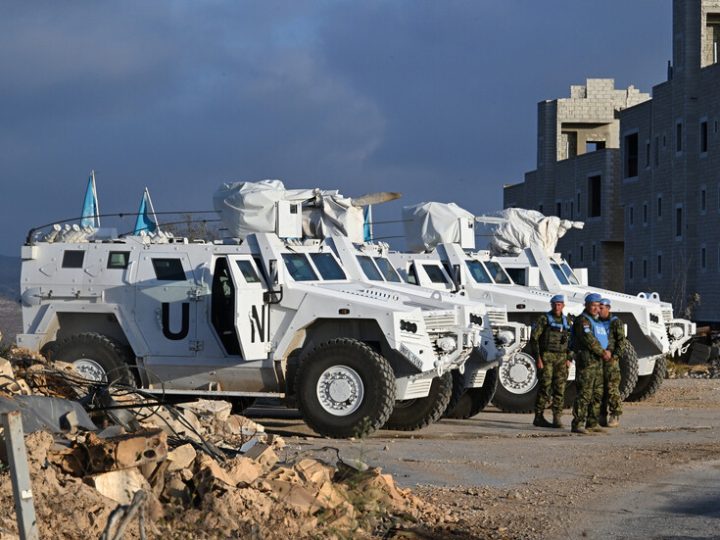 جلسة لمجلس الأمن عن استهداف اليونيفيل في لبنان.. تبادل اتهامات بين تل أبيب وبيروت