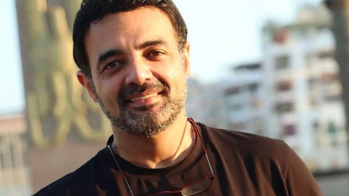 بعد شائعات ارتباطه بفنانة شهيرة.. عمرو محمود ياسين:”جريمة في حق أسرتي”