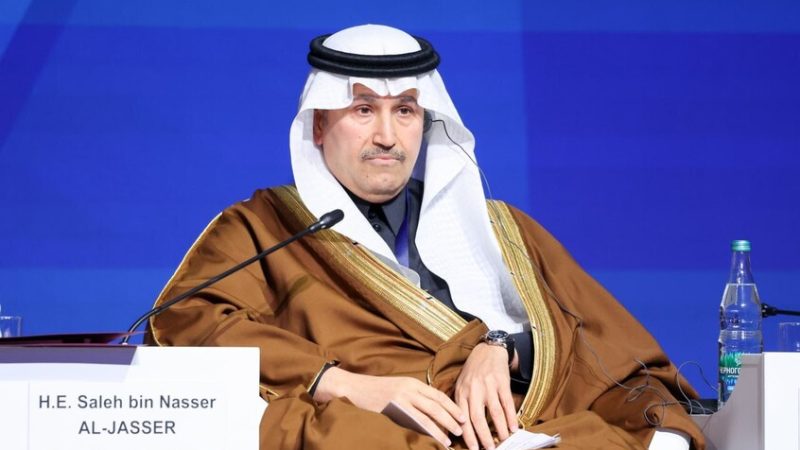 وزير النقل السعودي: المملكة تعيد هيكلة سلاسل الإمداد اللوجستية في ظل إغلاق مضيق هرمز