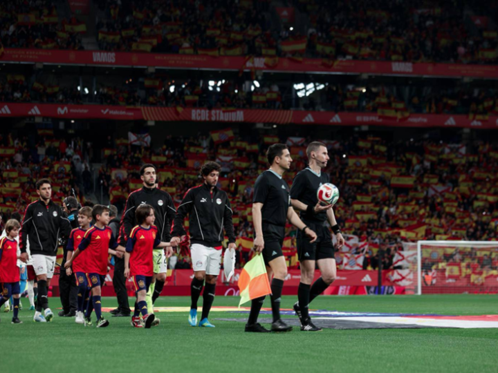 أول تعليق للاتحاد المصري على إطلاق الجماهير الإسبانية صافرات استهجان ضد النشيد المصري