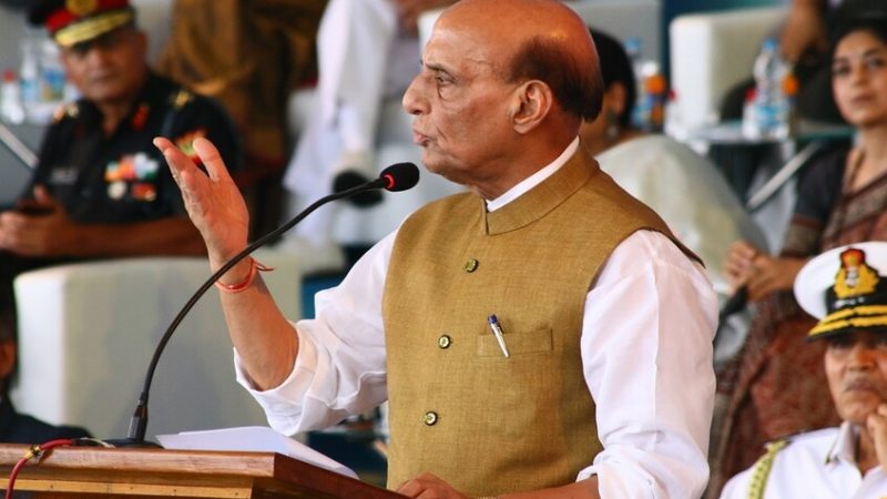 وزير الدفاع: صادرات الأسلحة الهندية تبلغ مستوى قياسيا جديدا