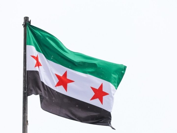 جدل في سوريا: فلترة وظائف مشبوهة أم تصفية حسابات؟