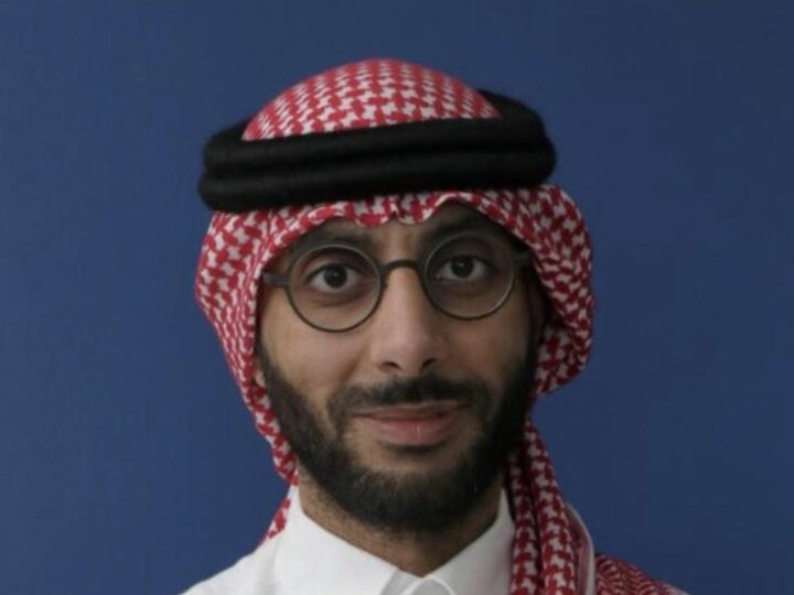 صحفي كويتي يفسر نبأ أثار جدلا حول حصوله على الجنسية الإسرائيلية (فيديو)