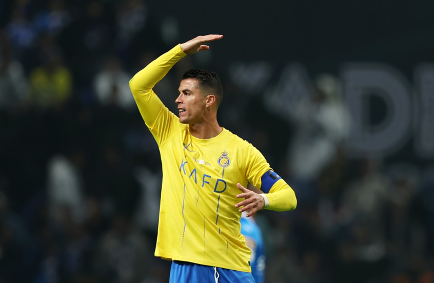 تصرف اللاعب المصري نبيل “دونغا” يثير غضب رونالدو