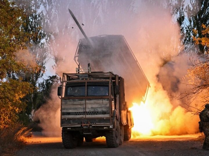 الدفاع الروسية: استهداف مواقع للصناعات العسكرية والطاقة ومطارات عسكرية في أوكرانيا