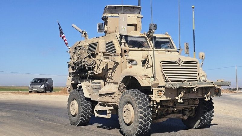 دفاعات” التحالف الدولي” تسقط مسيرة قبيل قيامها باستهداف قاعدة “قسرك” بريف الحسكة في سوريا