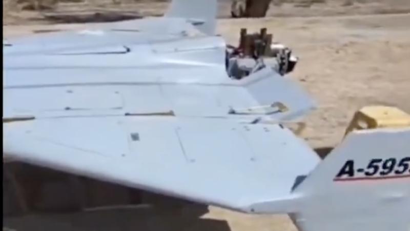 مراهقون في العراق يعرضون طائرة مسيرة “غنيمة” للبيع عبر “تيك توك”