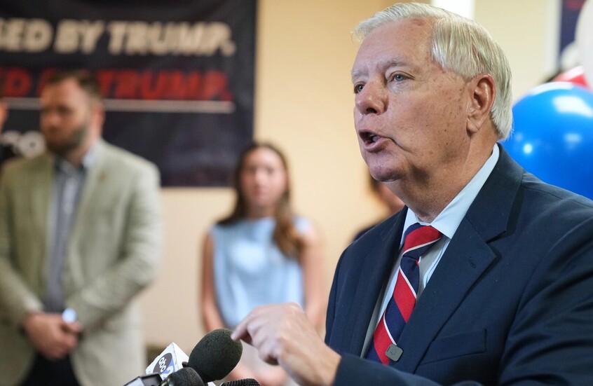 ليندسي غراهام يهدد إ يران بقوة عسكرية ساحقة إذا رفضت فعل أمرين.. ما هما؟