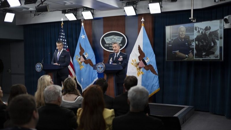 البنتاغون يلغي مؤتمرا صحفيا في اليوم الذي حدده ترامب كموعد نهائي للتوصل إلى اتفاق مع إيران