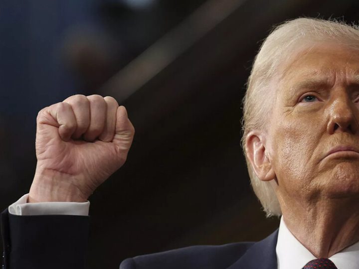 مسؤول أمريكي: ترامب في وضع “التحدي” تجاه إيران ومنفتح على الدبلوماسية