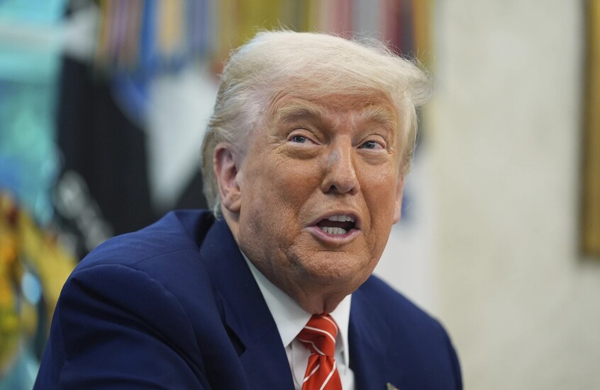 تصاعد التكهنات بين الديمقراطيين حول إمكانية عزل ترامب بسبب منشور حول إيران