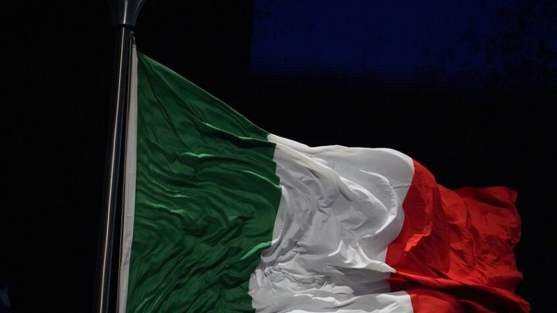 بوليتيكو: وزير دفاع إيطاليا يخشى من تحول الصراع بين واشنطن وطهران إلى حرب نووية