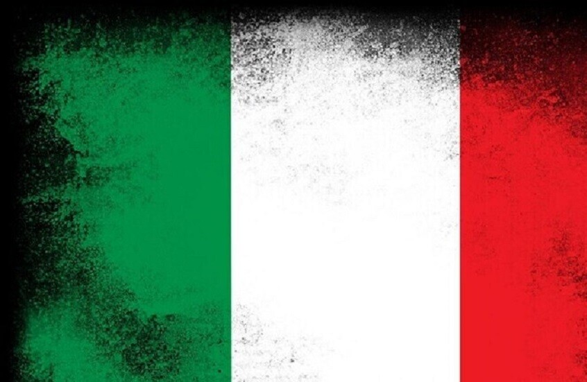 وزير خارجية إيطاليا: إسرائيل أطلقت النار على مركبة تابعة لقوة حفظ السلام الإيطالية في لبنان