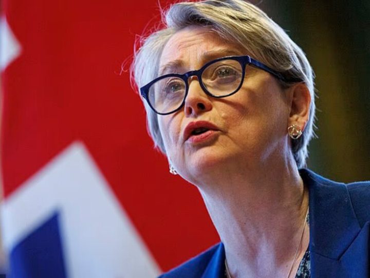 لندن تحذر ترامب من تسليم السيطرة على هرمز لإيران وسط توترات مع واشنطن