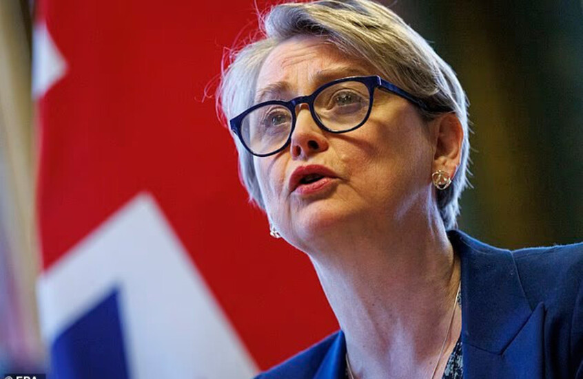 لندن تحذر ترامب من تسليم السيطرة على هرمز لإيران وسط توترات مع واشنطن