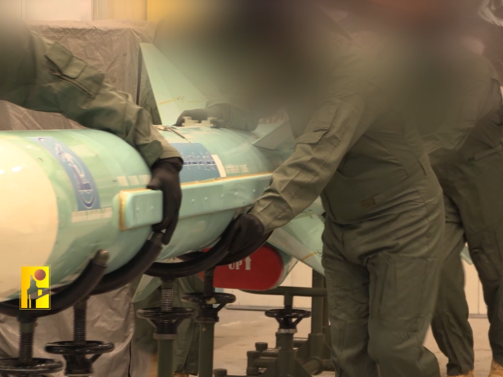 “استهداف بارجة حربية وتجمعات وآليات وبنى عسكرية”..مشاهد من عمليات “حزب الله” ضد إسرائيل (فيديوهات)