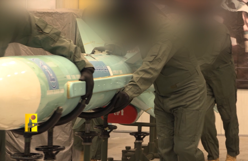 “استهداف بارجة حربية وتجمعات وآليات وبنى عسكرية”..مشاهد من عمليات “حزب الله” ضد إسرائيل (فيديوهات)