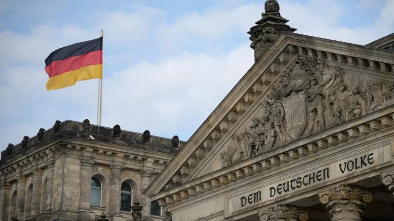 رغم العقوبات.. الحرب ضد إيران قد تدفع ألمانيا نحو روسيا لضمان مشترياتها من الأسمدة