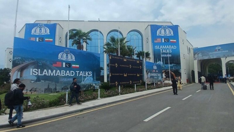 “تسنيم” تنفي أنباء التفاوض لأيام وتؤكد: محادثات إسلام آباد قد تبدأ الليلة ولمدة يوم واحد فقط