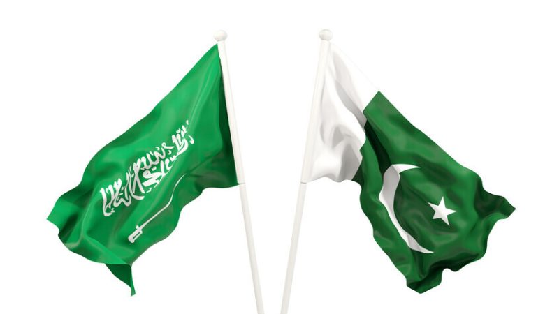 قوات جوية باكستانية تصل إلى السعودية في إطار اتفاقية الدفاع المشترك