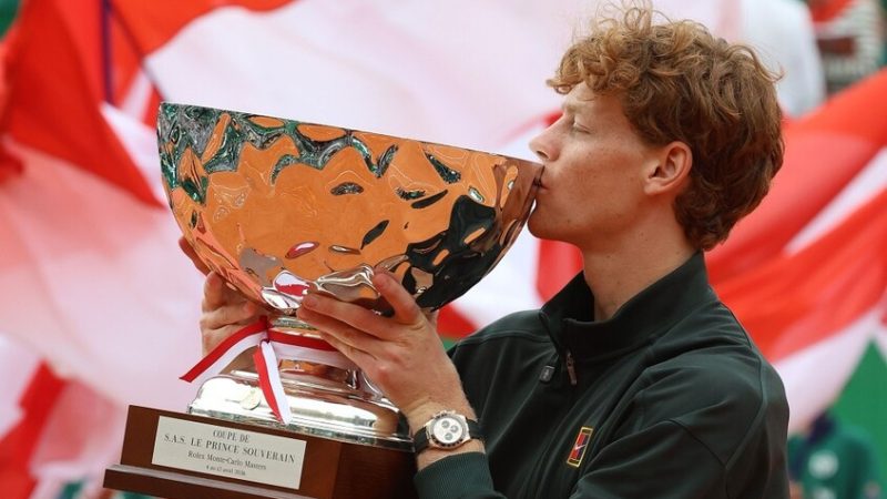عصفورين بحجر واحد.. سينر يفوز ببطولة مونت كارلو للتنس على حساب ألكاراز (فيديو)