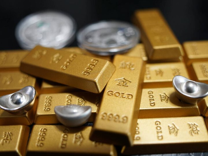 انخفاض أسعار الذهب والبلاتين بعد تصريحات ترامب عن مضيق هرمز