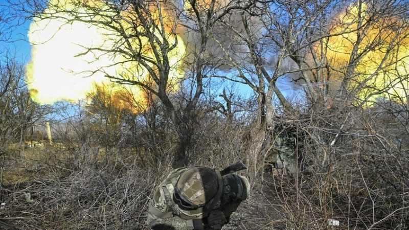 مصدر عسكري: قوات كييف تستنزف احتياطياتها البشرية لسد الثغرات في جبهة سومي