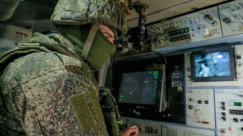 الدفاع الروسية: قوات كييف انتهكت هدنة عيد الفصح أكثر من 6500 مرة