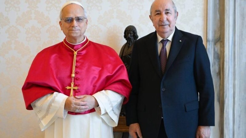 من الجزائر.. تبون وبابا الفاتيكان يدعوان إلى إنصاف الشعب الفلسطيني وتمكينه من إقامة دولته