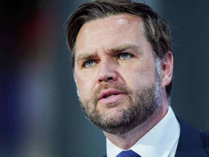 فانس ينتقد البابا ليو الرابع عشر: الأفضل للفاتيكان الاهتمام بقضايا الأخلاق والكنيسة الكاثوليكية