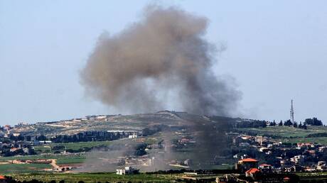 الجيش الإسرائيلي يعلن استهداف 150 موقعا في لبنان و34 قتيلا في الغارات على الجنوب