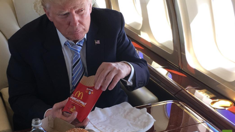 الدكتور أوز يكشف نظرية الرئيس ترامب “المجنونة” حول كولا الحمية والسرطان