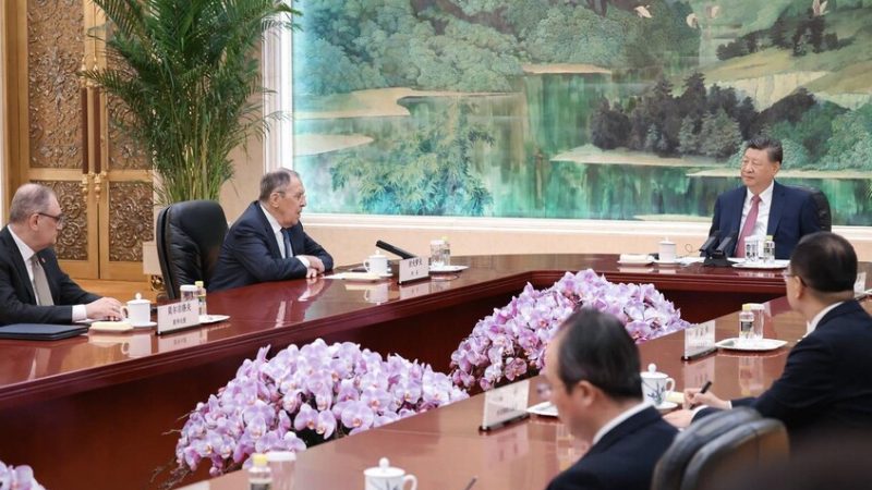 لافروف: العلاقات بين روسيا والصين راسخة ولا تهزها الريح