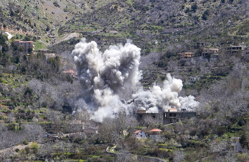 الجيش الإسرائيلي: سلاح الجو هاجم أكثر من 200 هدف لـ”حزب الله” اللبناني خلال 24 ساعة
