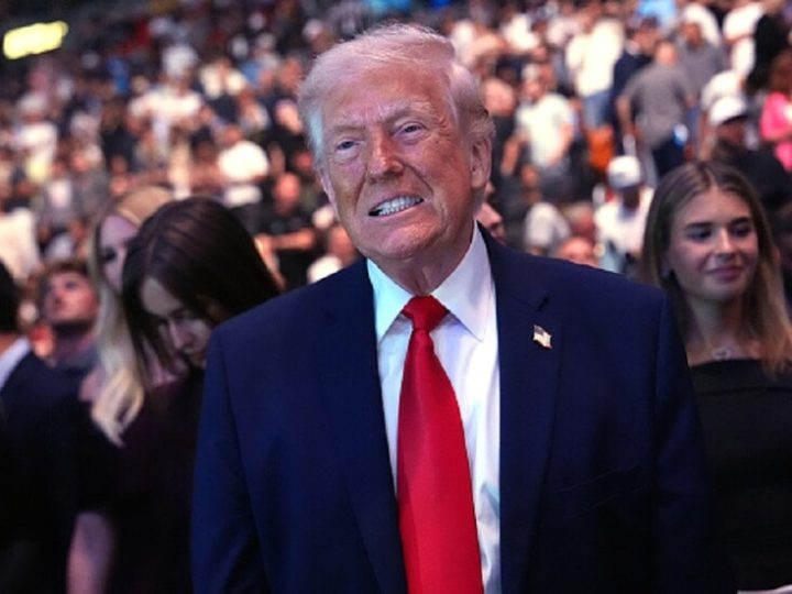 ترامب: الصين سعيدة بعملي حول مضيق هرمز ووافقت على عدم إرسال أسلحة إلى إيران