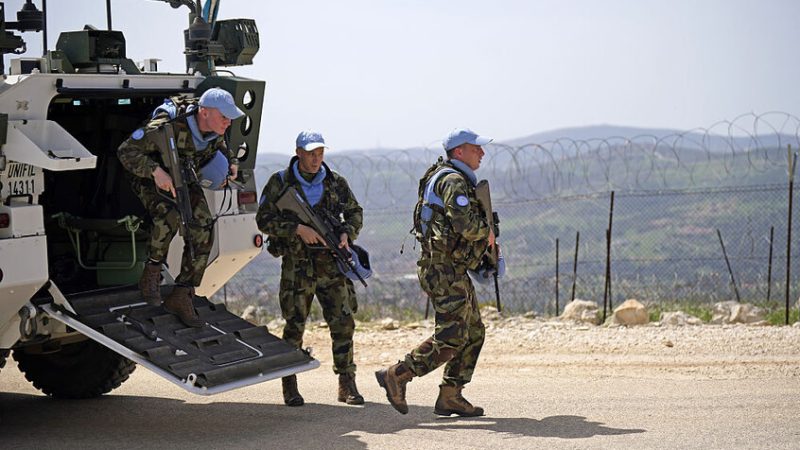 إسرائيل توقف قافلة لـ”اليونيفيل” متجهة للناقورة رغم التنسيق المسبق