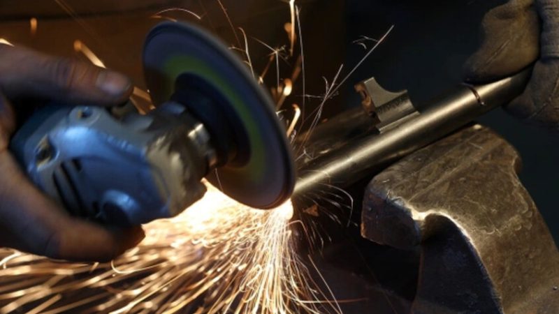 “وول ستريت جورنال”: البنتاغون يلجأ لشركات السيارات الأمريكية لإنتاج الأسلحة!