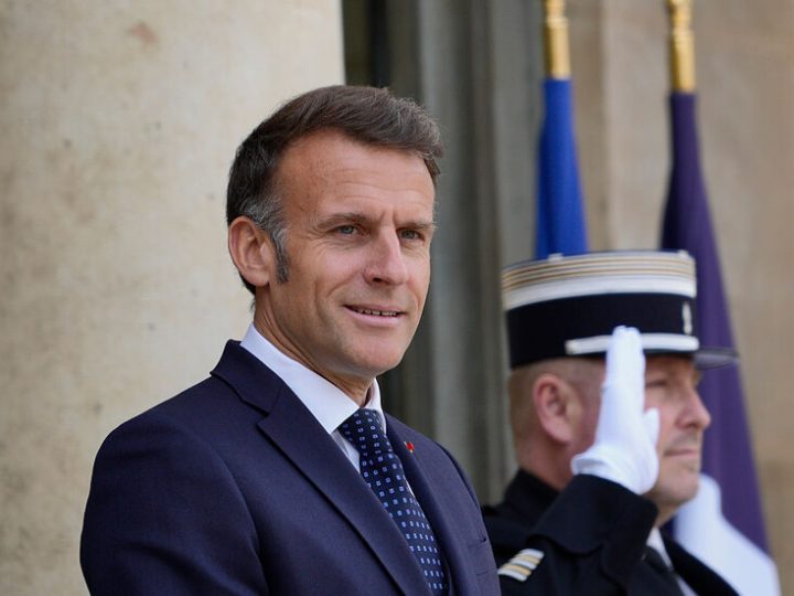 ماكرون يعلن دعمه لوقف إطلاق النار بين “حزب الله” وإسرائيل