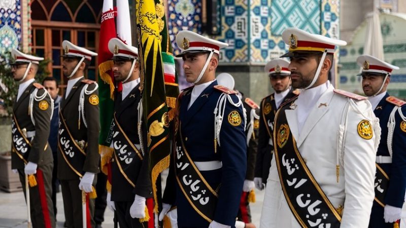 الدفاع الإيرانية: إذا استخدم العدو الخداع في الدبلوماسية فسنحسم الأمر في ميدان القتال